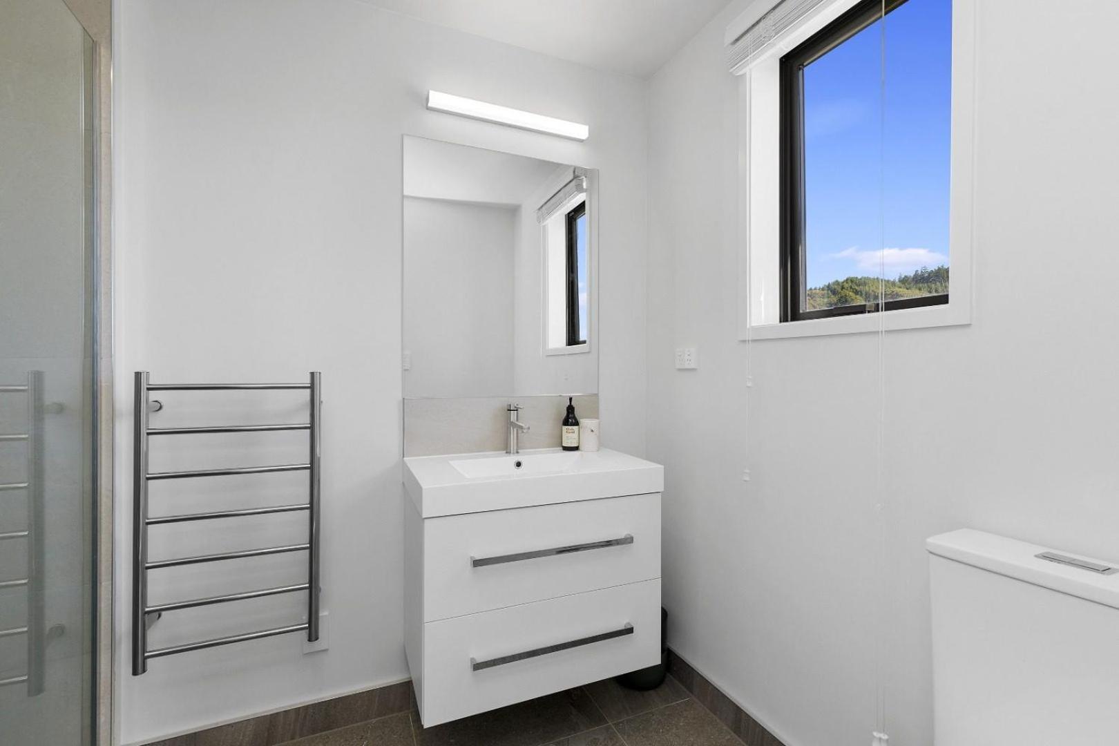 Whitby Townhouse Vila Porirua Exterior foto